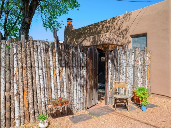 947 Lopez , Unit 2, Santa Fe, NM 87501
