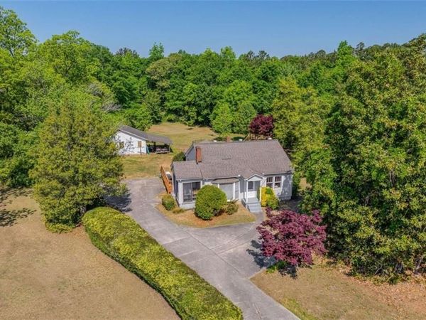 606 Rose Lane , Toccoa, GA 30577