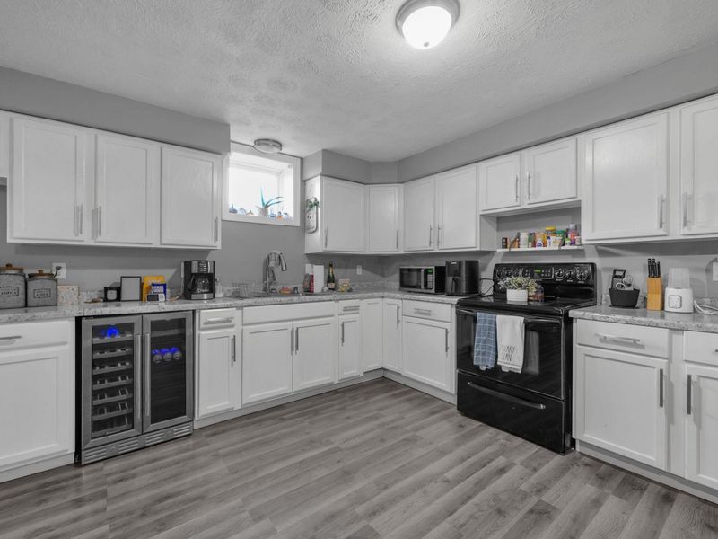 19419 Dawson Street, Adelphi, OH 43101 Photo 3
