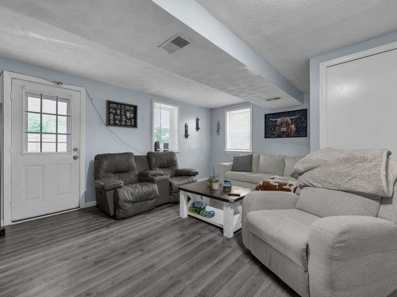 19419 Dawson Street, Adelphi, OH 43101 Photo 7