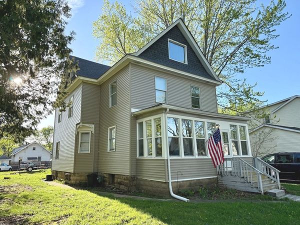 508 N 8th Street , Rochelle, IL 61068