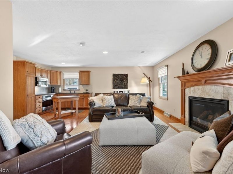 5503 Pheasants Walk Drive, North Olmsted, OH 44070 Photo 18