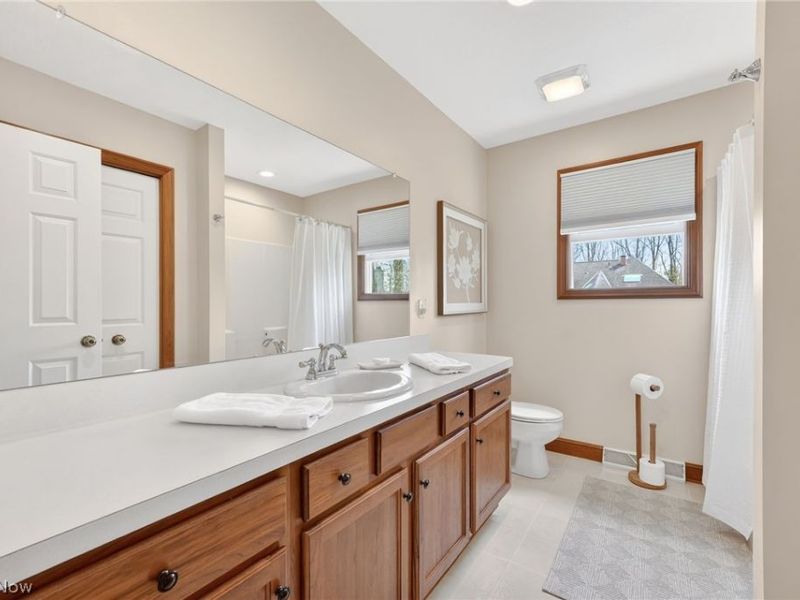 5503 Pheasants Walk Drive, North Olmsted, OH 44070 Photo 26