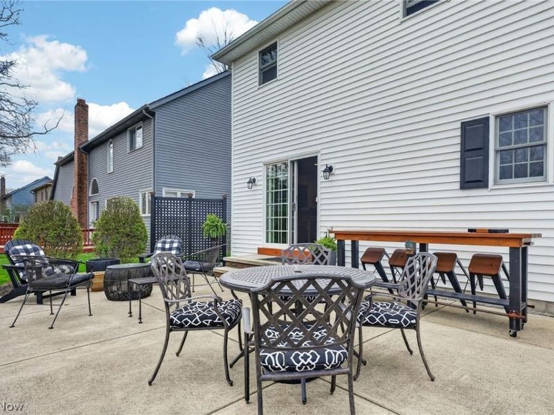 5503 Pheasants Walk Drive, North Olmsted, OH 44070 Photo 30