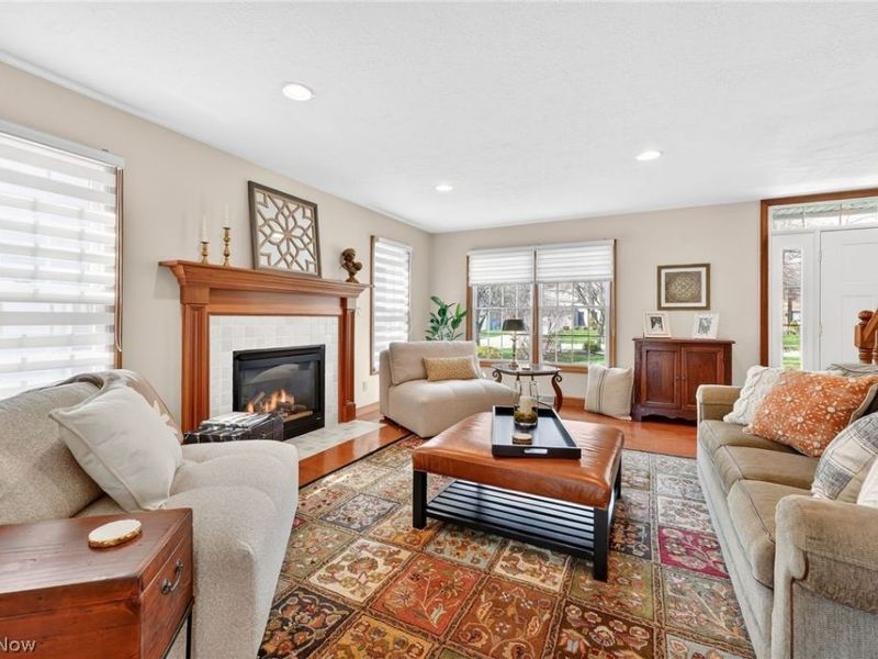 5503 Pheasants Walk Drive, North Olmsted, OH 44070 Photo 7