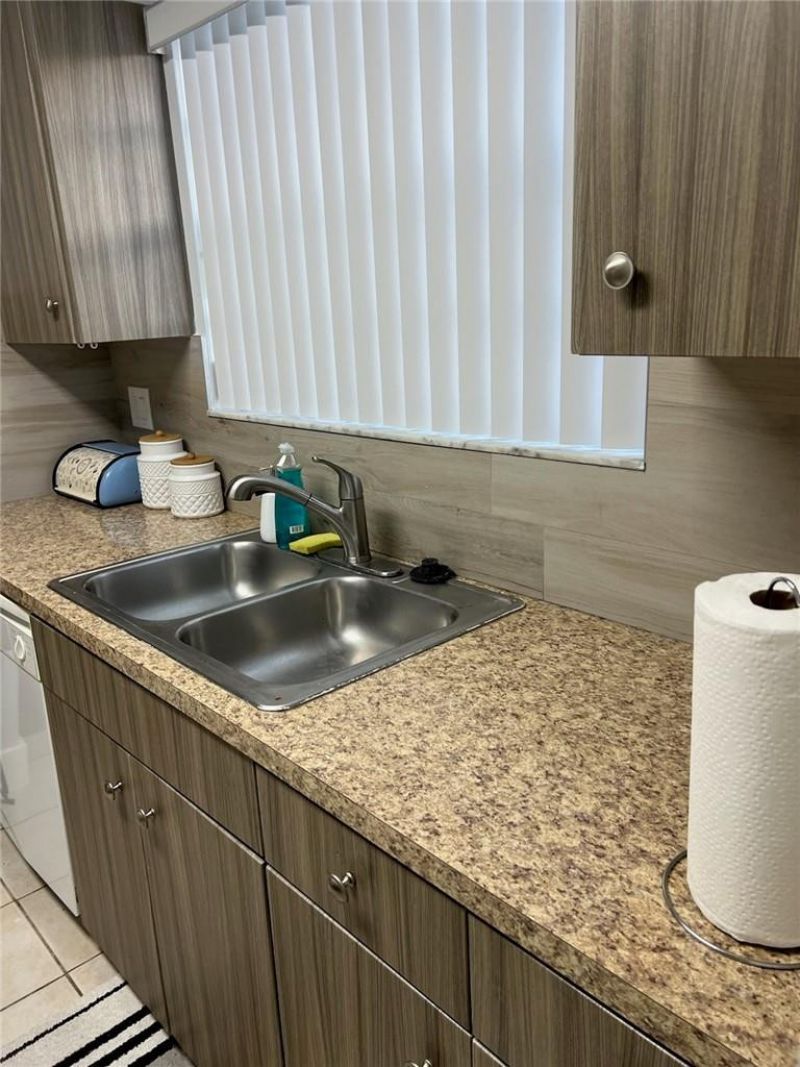 8657 SW 5th Street, Unit 108, Pembroke Pines, FL 33025 Photo