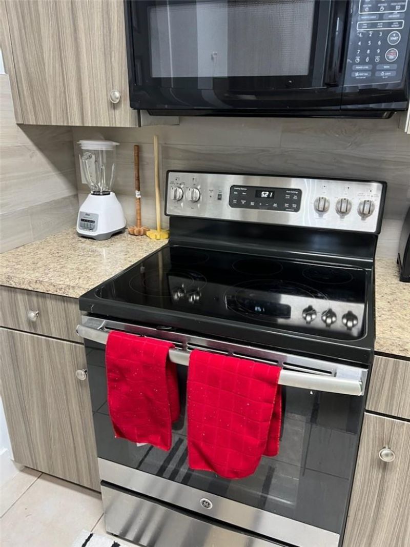 8657 SW 5th Street, Unit 108, Pembroke Pines, FL 33025 Photo