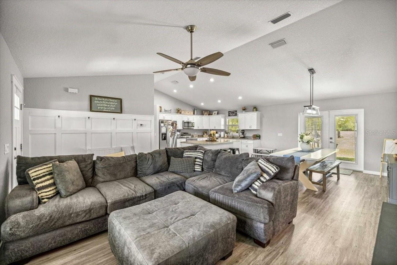 1348 W Mcneal Drive, Dunnellon, FL 34431 Photo