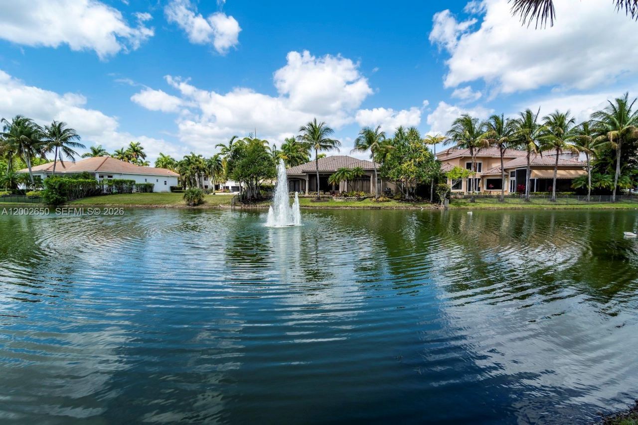 651 Sweet Bay Ave, Plantation, FL 33324 Photo