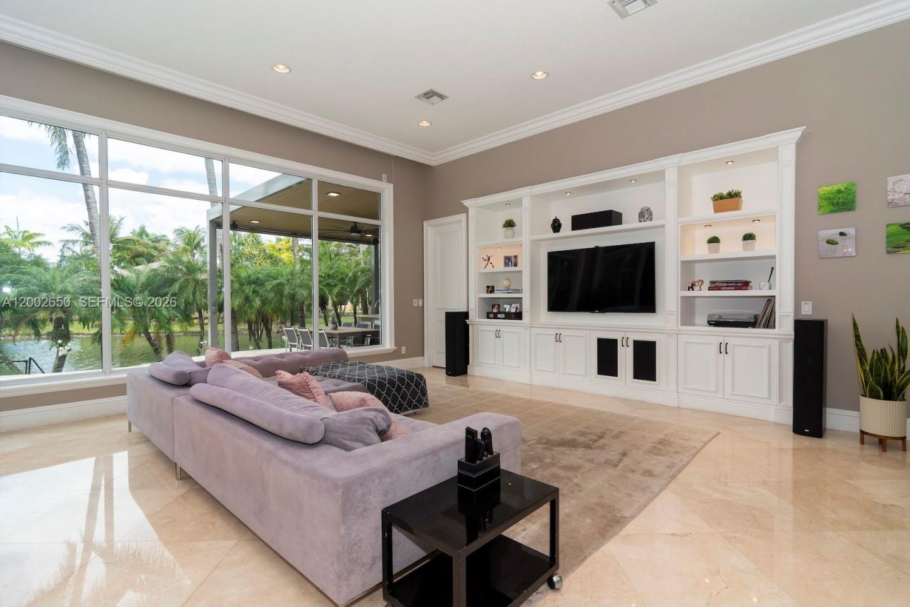 651 Sweet Bay Ave, Plantation, FL 33324 Photo