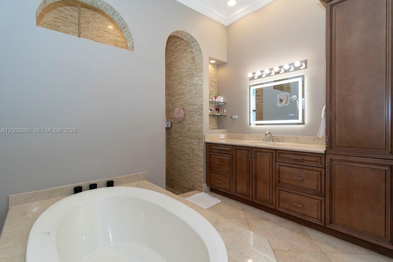 651 Sweet Bay Ave, Plantation, FL 33324 Photo