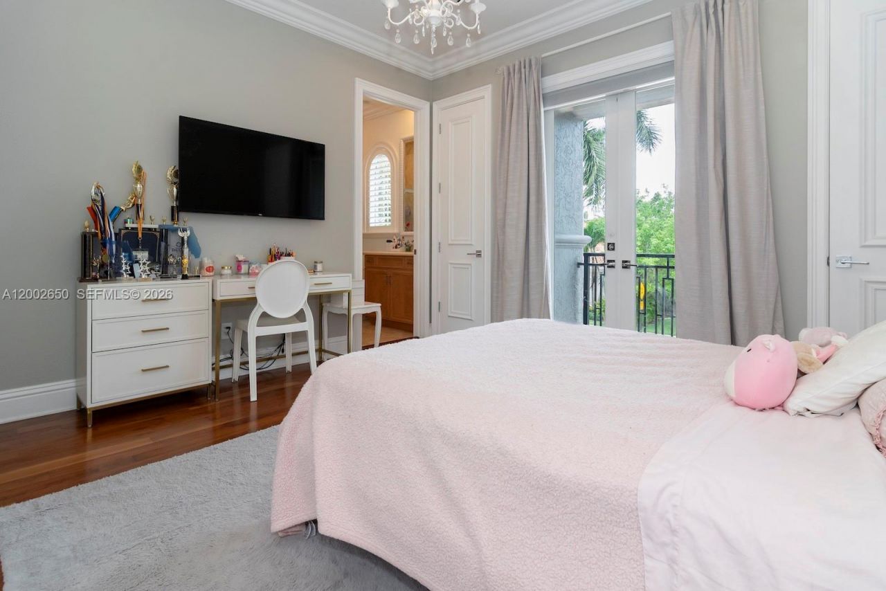 651 Sweet Bay Ave, Plantation, FL 33324 Photo