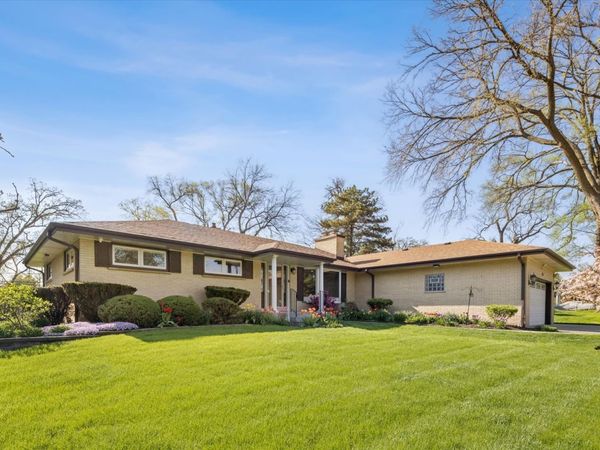 4N164 Church Road , Bensenville, IL 60106