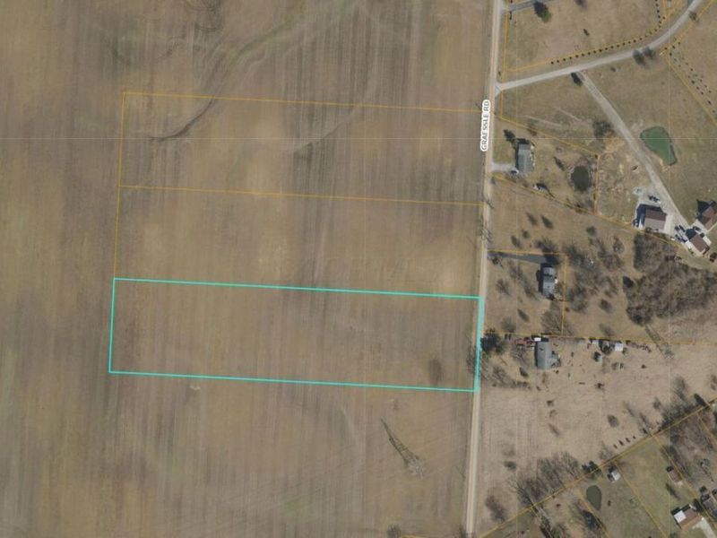 8 Graessle Tract 8 Road , London, OH 43140 Photo 1