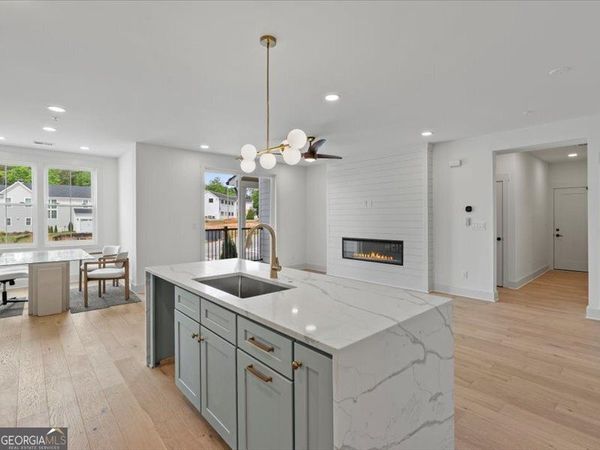 1050 Blair Lane, Unit 302, Peachtree City, GA 30269