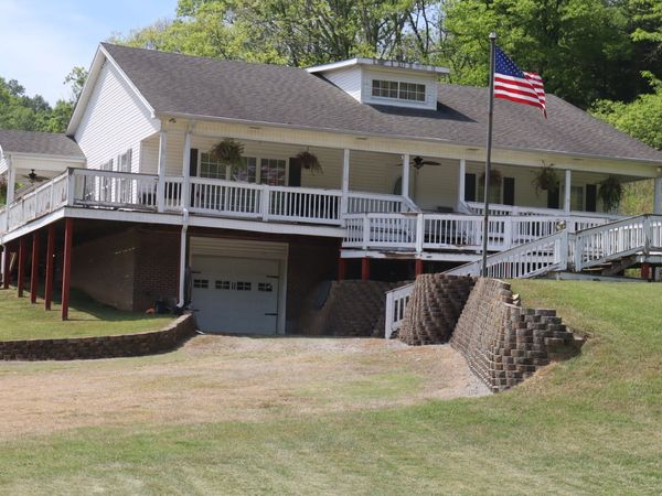 341 Pumpkin Hollow Rd , Liberty, TN 37095