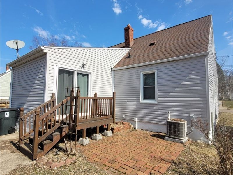 1682 Sunset Avenue, Akron, OH 44301 Photo 14