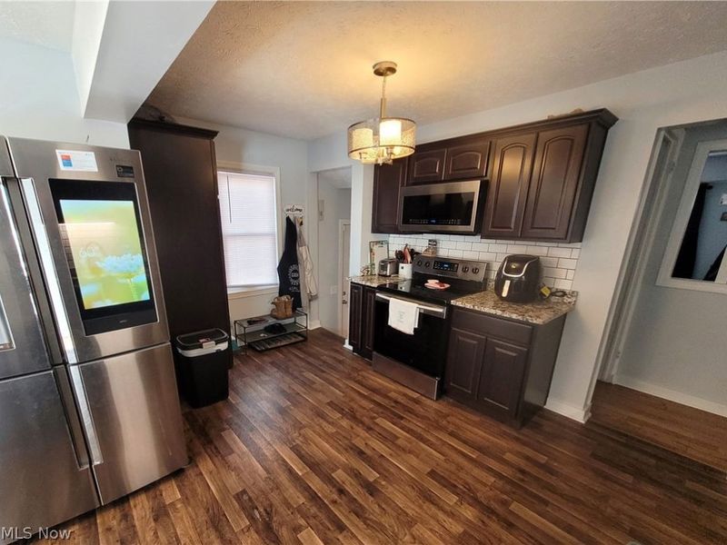 1682 Sunset Avenue, Akron, OH 44301 Photo 7