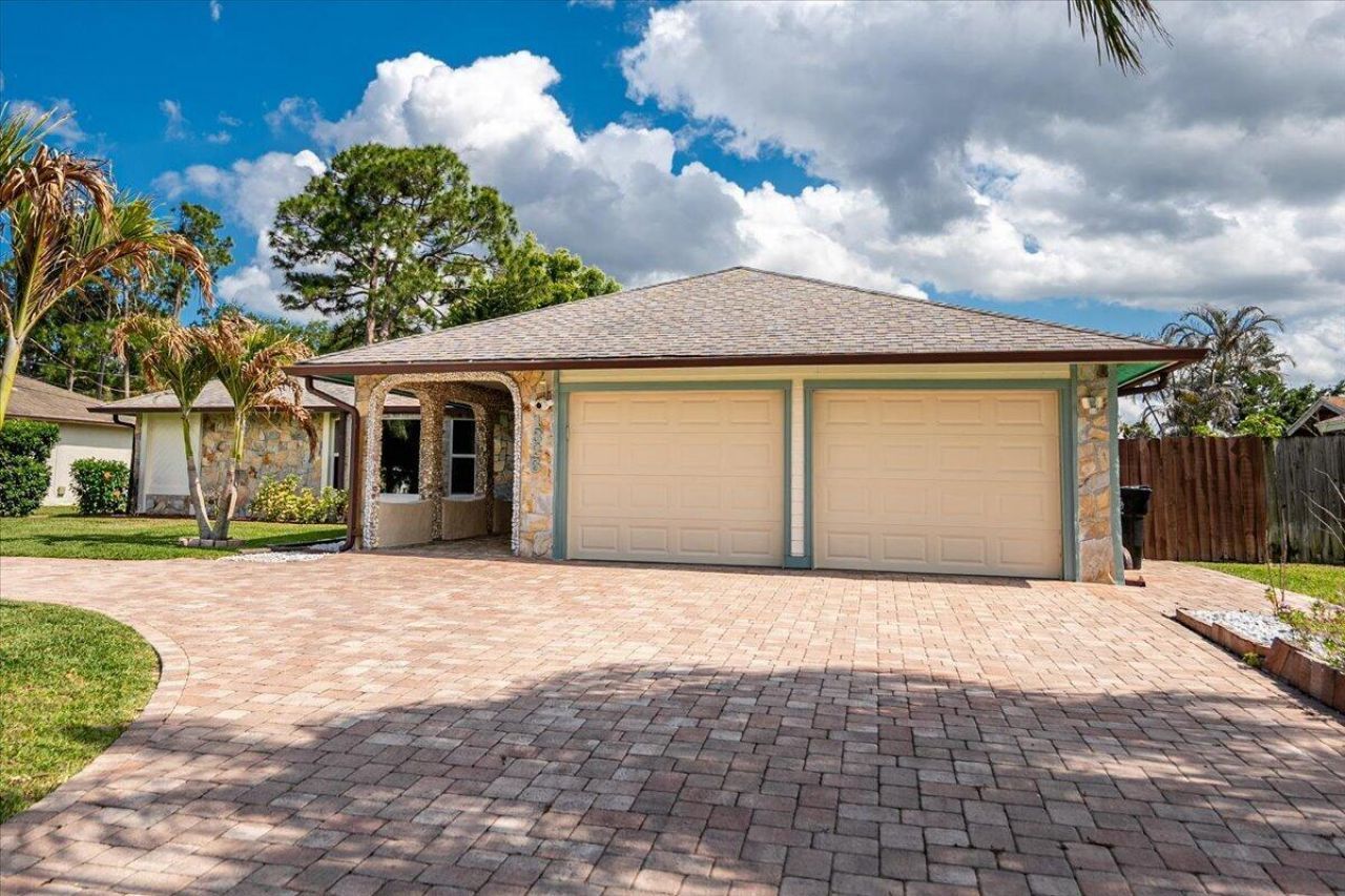 1326 SW Bartell Avenue, Port Saint Lucie, FL 34953 Photo