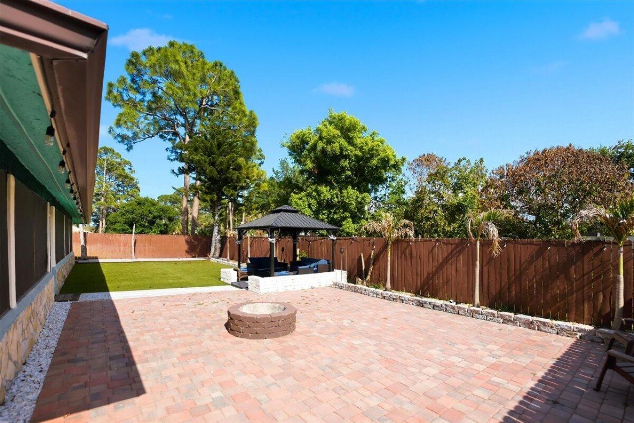1326 SW Bartell Avenue, Port Saint Lucie, FL 34953 Photo