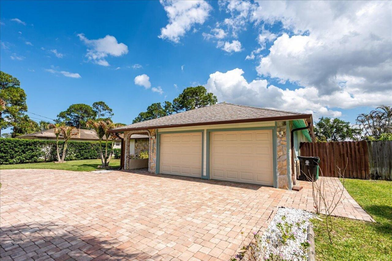 1326 SW Bartell Avenue, Port Saint Lucie, FL 34953 Photo