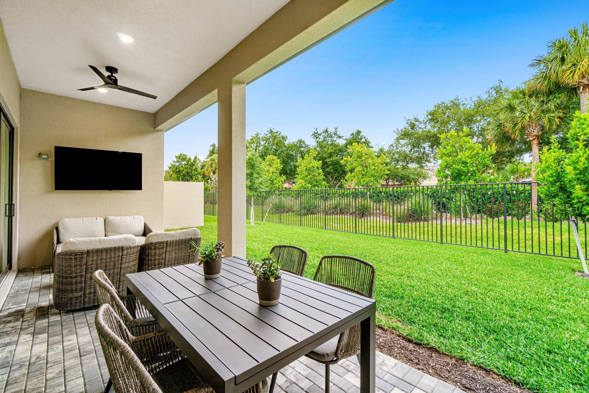 9303 Cape Honey Bee Lane, Lake Worth, FL 33467 Photo