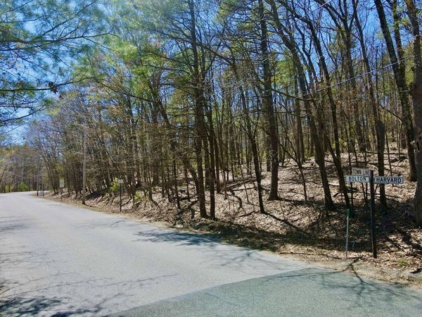 90 Corn Rd, Bolton, MA 01740