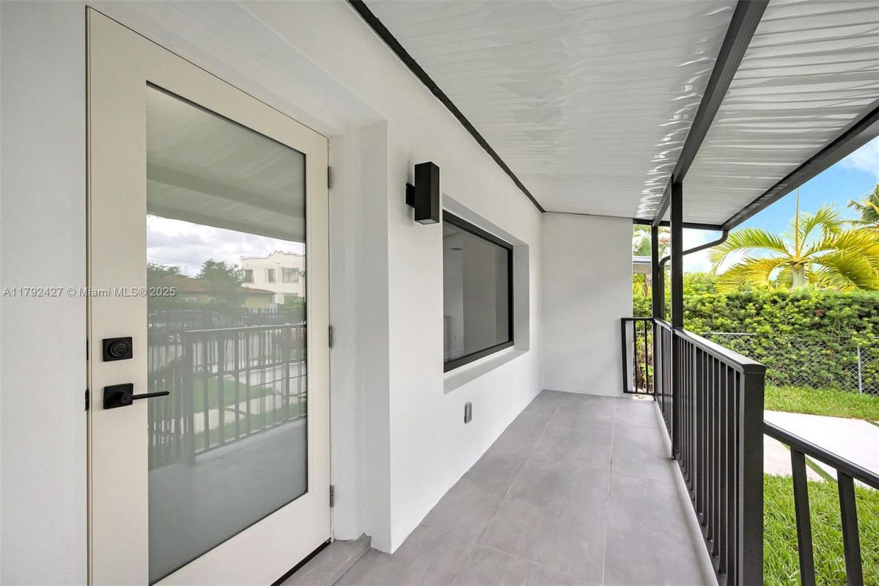 1854 SW 17th St, Miami, FL 33145 Photo