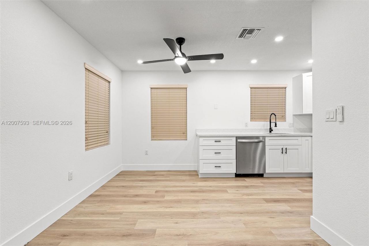 12245 SW 201st Ter, Miami, FL 33177 Photo