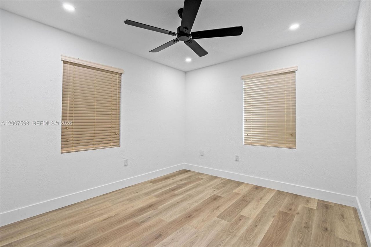 12245 SW 201st Ter, Miami, FL 33177 Photo