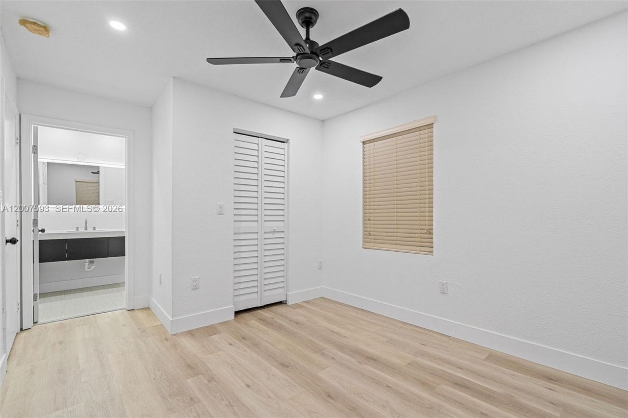 12245 SW 201st Ter, Miami, FL 33177 Photo