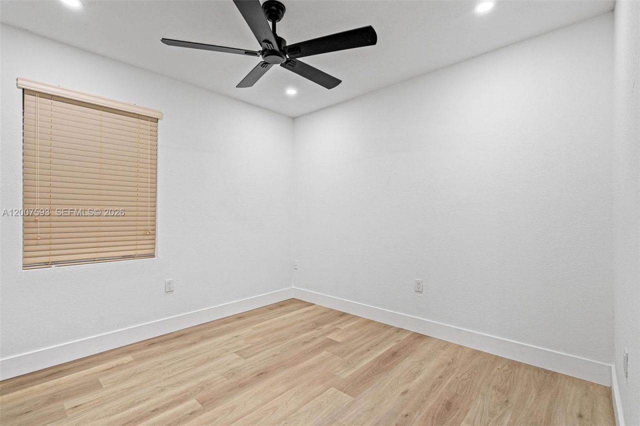 12245 SW 201st Ter, Miami, FL 33177 Photo