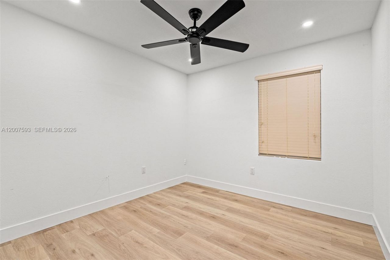 12245 SW 201st Ter, Miami, FL 33177 Photo