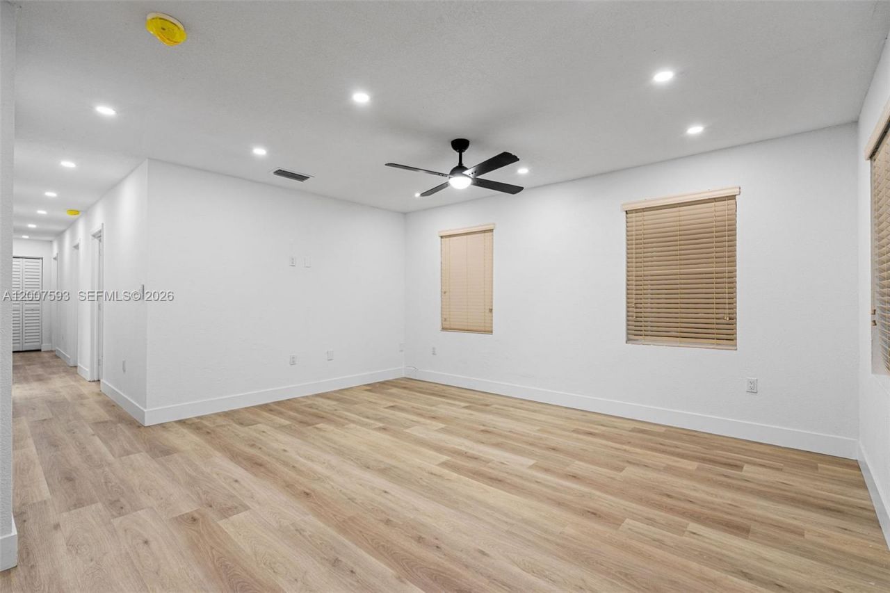 12245 SW 201st Ter, Miami, FL 33177 Photo
