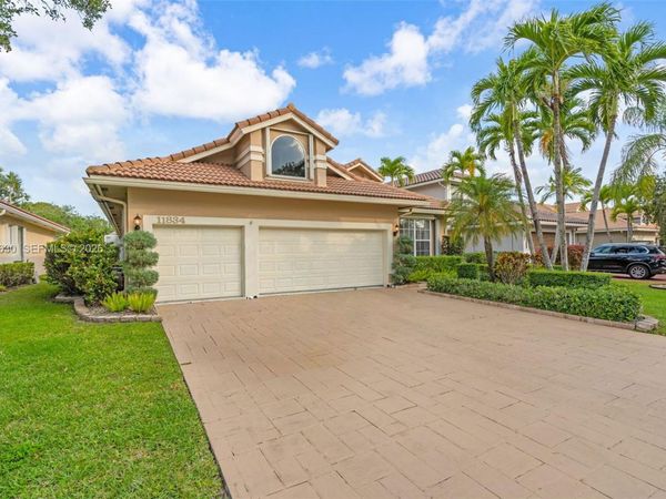 11834 Highland Pl , Coral Springs, FL 33071