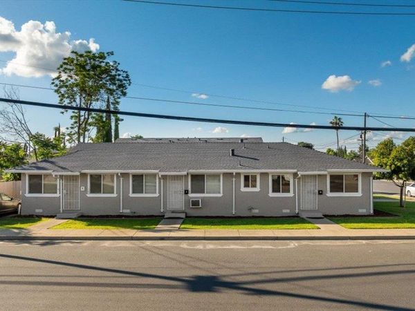 180 E J St, Oakdale, CA 95361