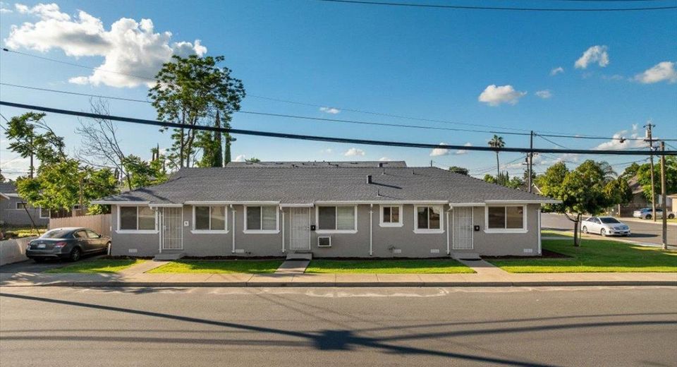 180 E J St, Oakdale, CA 95361 Photo
