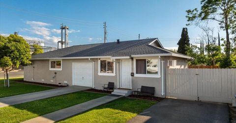 180 E J St, Oakdale, CA 95361 Photo