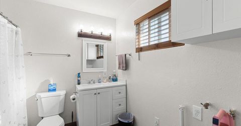 180 E J St, Oakdale, CA 95361 Photo