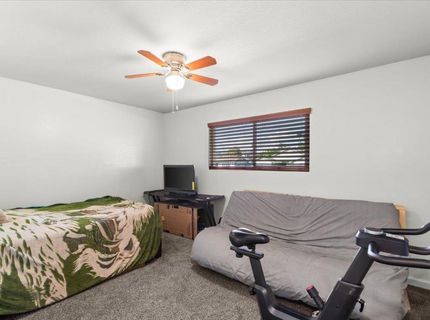 180 E J St, Oakdale, CA 95361 Photo