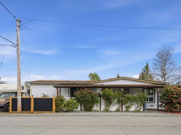 124 Cooper Rd , Unit 2, View Royal, BC V9A 7B3