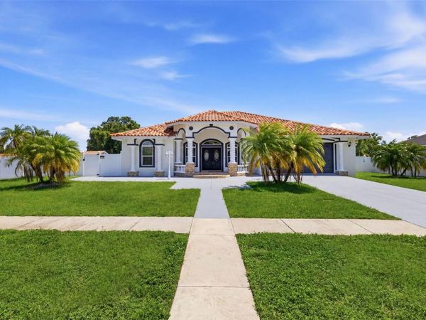 5550 64TH AVENUE N, PINELLAS PARK, FL 33781