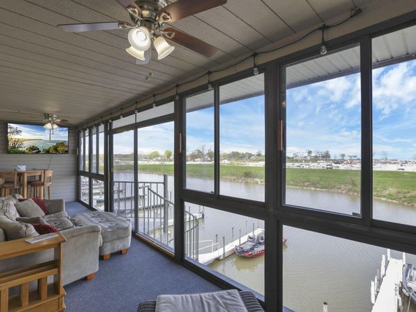 8917 W Canada Goose , Oak Harbor, OH 43449