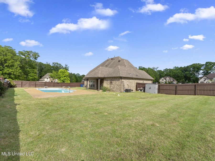Property Image 38