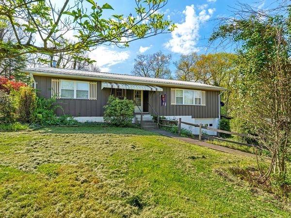 420 Steele Street, Middlebourne, WV 26149