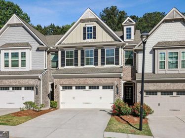 1930 Lanier Harbor Point, Buford, GA 30518