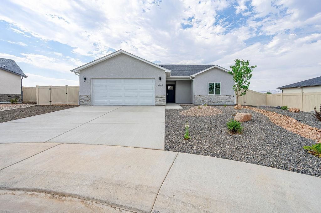 2934 Dayapple Court Grand Junction, CO 81503