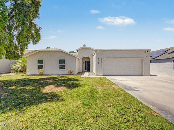 6726 N 79TH Avenue, Glendale, AZ 85303