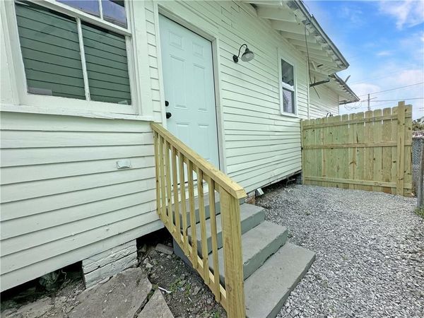 1620 REV JOHN RAPHAEL Way , New Orleans, LA 70113