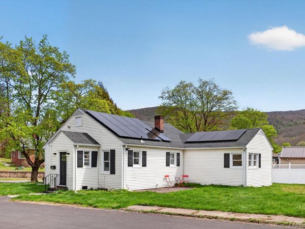 14 Roslyn Street, Ellenville, NY 12428